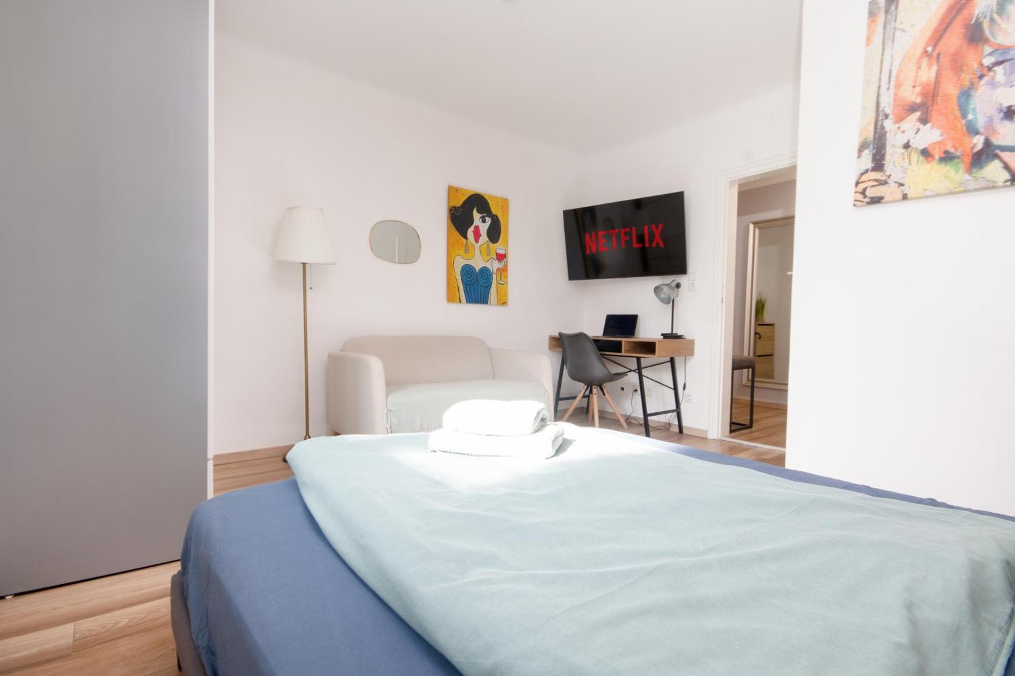Lendkanal - - Netflix - Waschmaschine - Kaffeevollautomat - 8 Pax - 4 Schlafzimmer Appartement